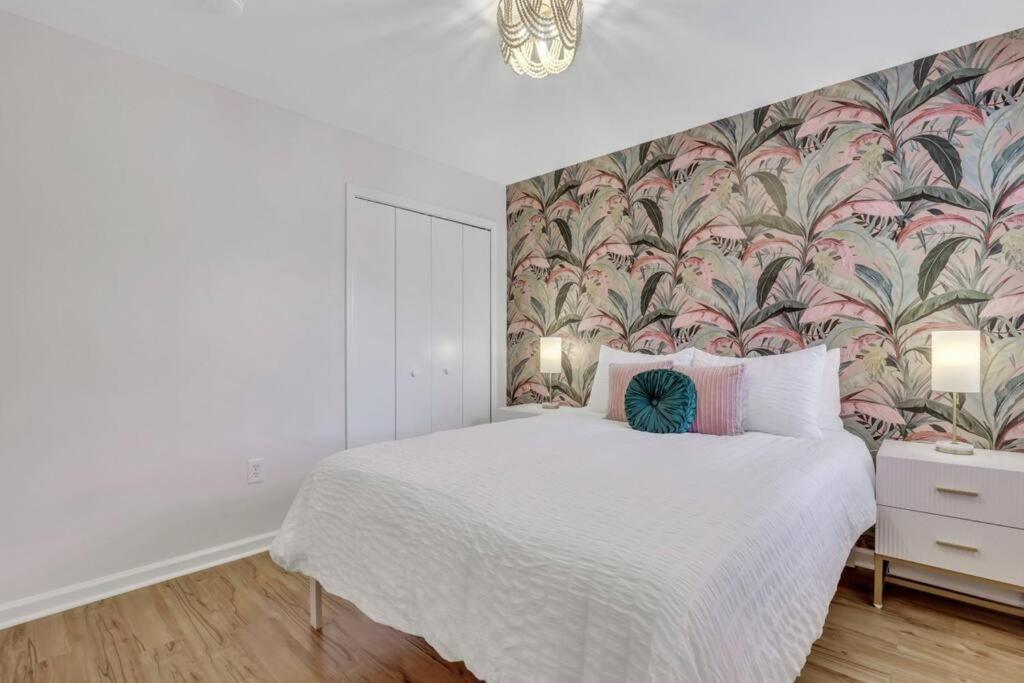 The Dream House: 3 Bed 3 Bath